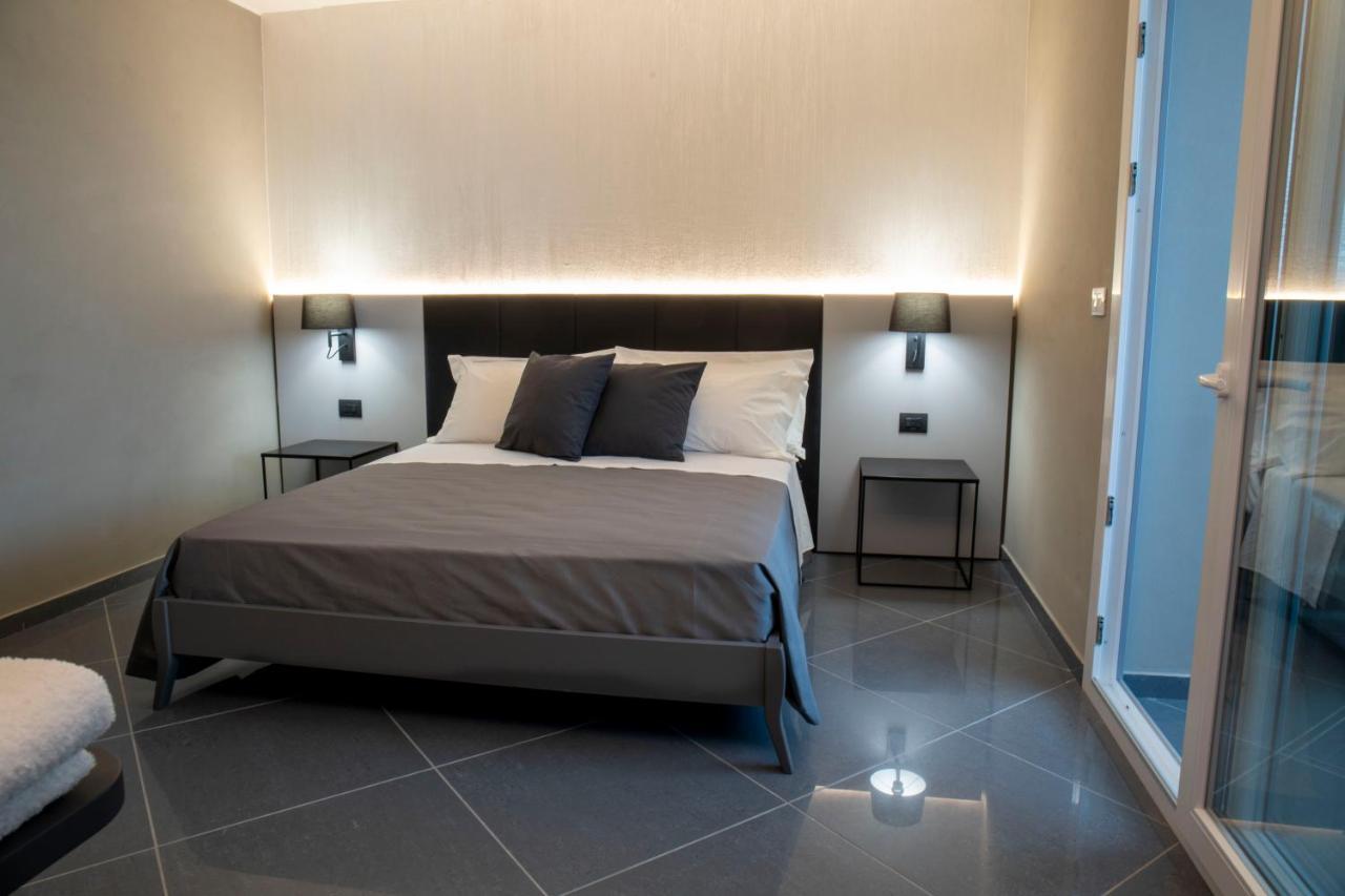 Tranquillo Uptown Lecce Hotell Exteriör bild