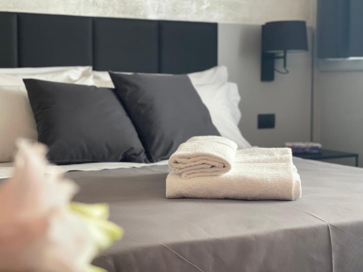 Tranquillo Uptown Lecce Hotell Exteriör bild