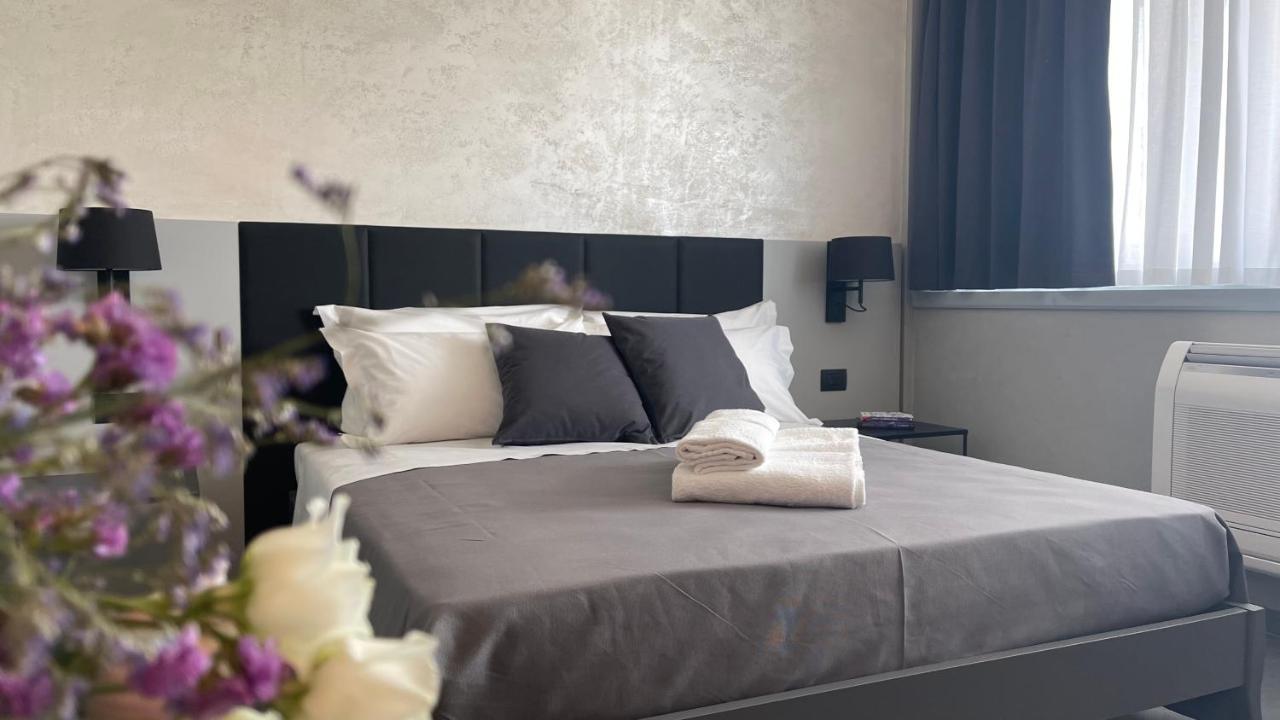 Tranquillo Uptown Lecce Hotell Exteriör bild