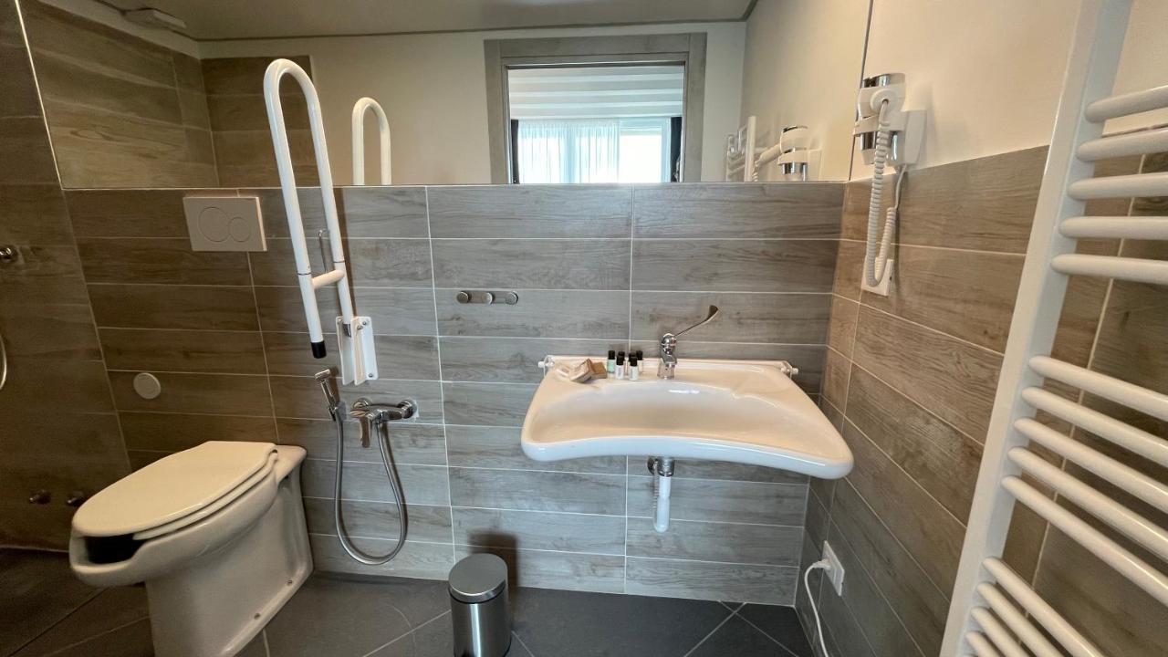 Tranquillo Uptown Lecce Hotell Exteriör bild