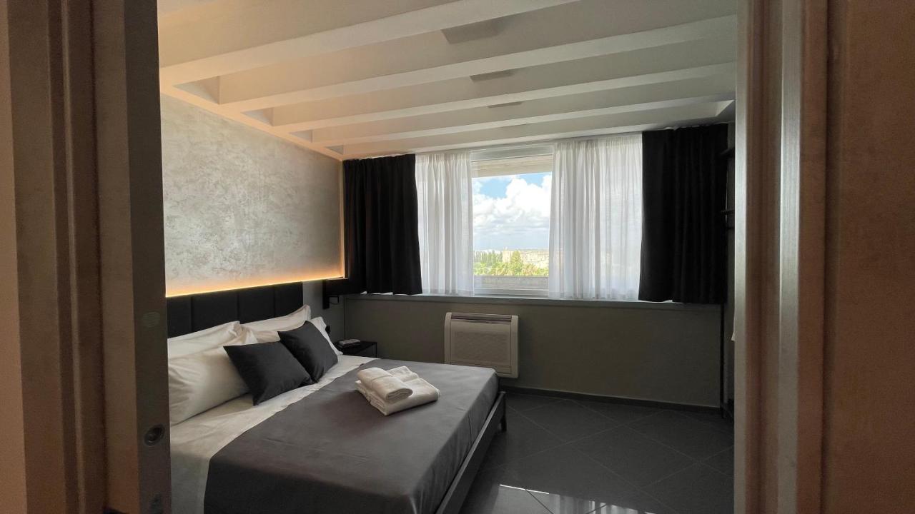 Tranquillo Uptown Lecce Hotell Exteriör bild